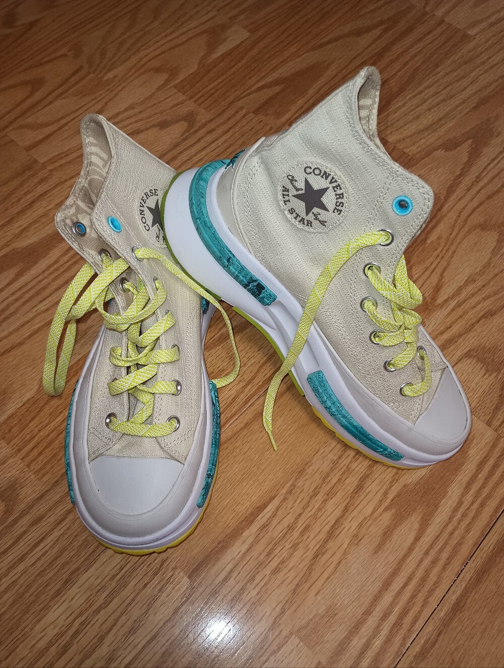 Converse Chuck Taylor Run Star Legacy CX. Women's 8. Worn Once